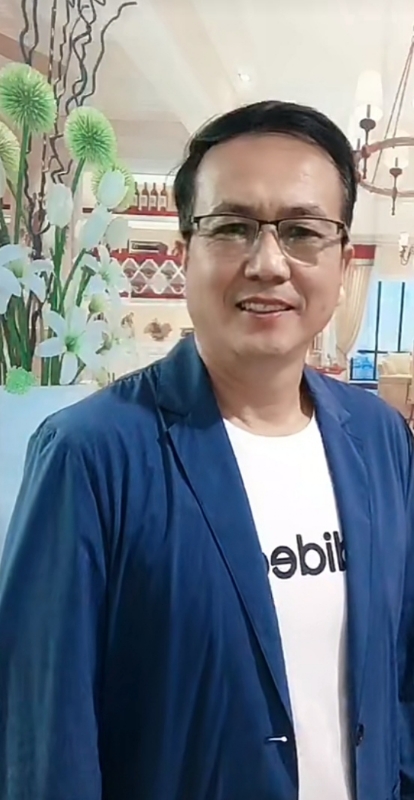 沈先生的第一张照片--香港基督教相亲网